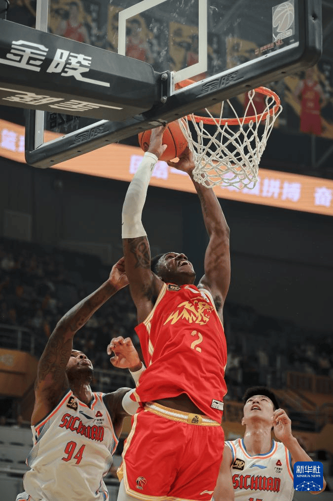 PG电子-广厦男篮大胜四川,重获胜利步步靠近东部前四